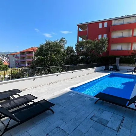 Apartment Emadora