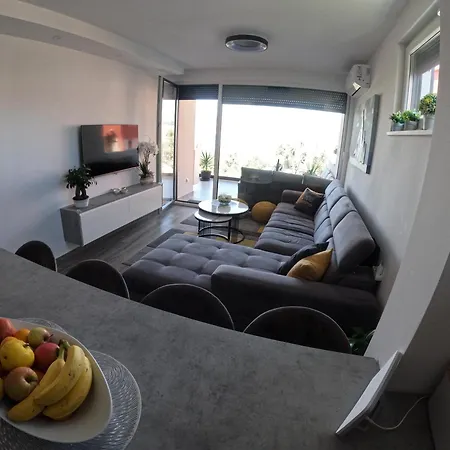 Apartment Emadora Trogir